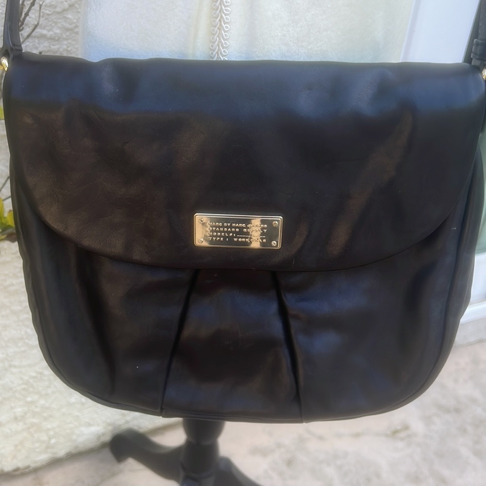Marc by Marc Jacobs Black Leather Shoulder Purse - Picture 2 of 9